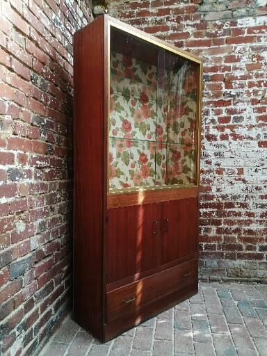 Vintage showcase 50s