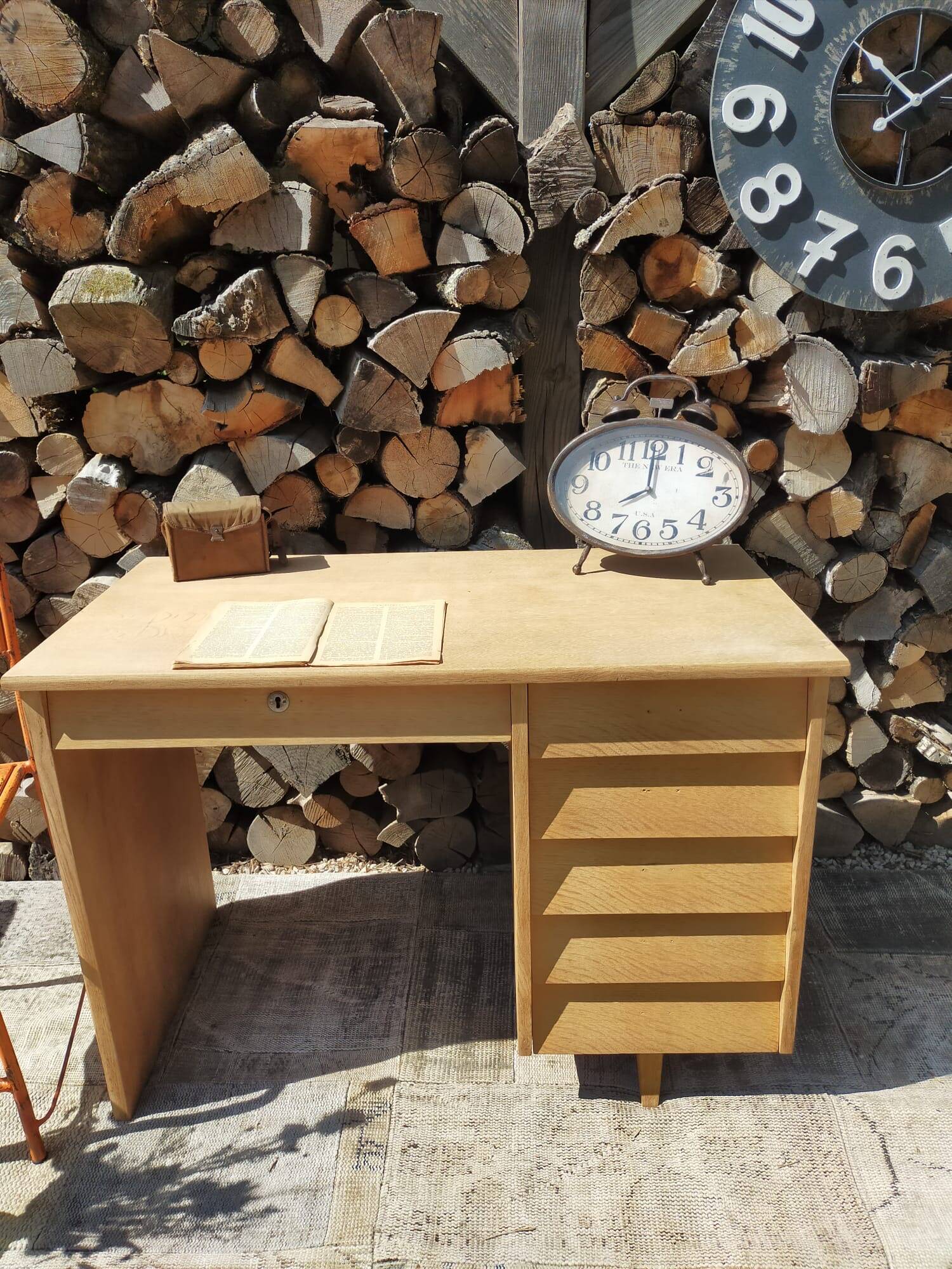 Renovated vintage office