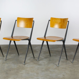 Chaises Pyramid vintage par Wim Rietveld pour Ahrend de Cirkel