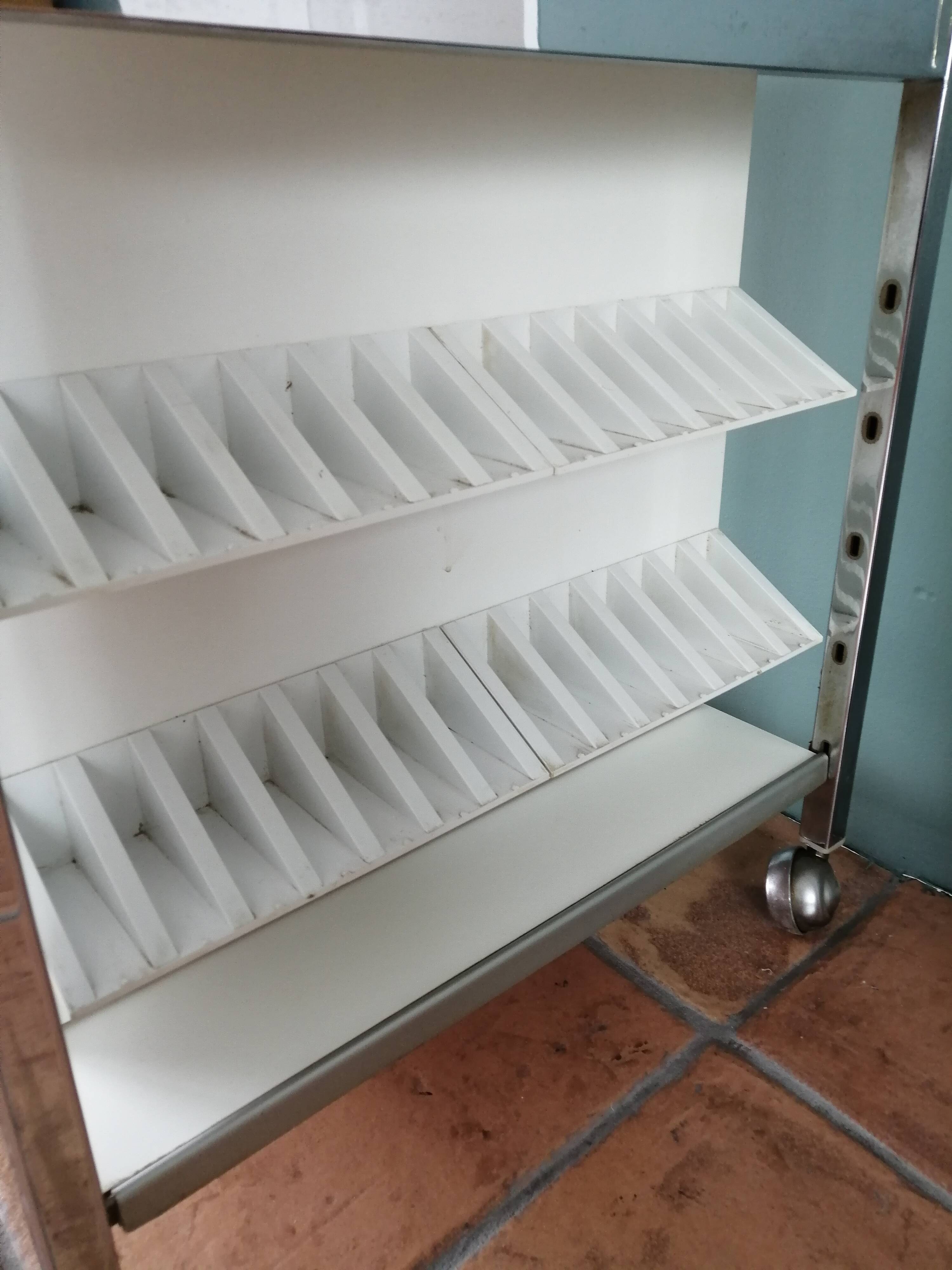 Table porte vinyles et cassettes années 60/70