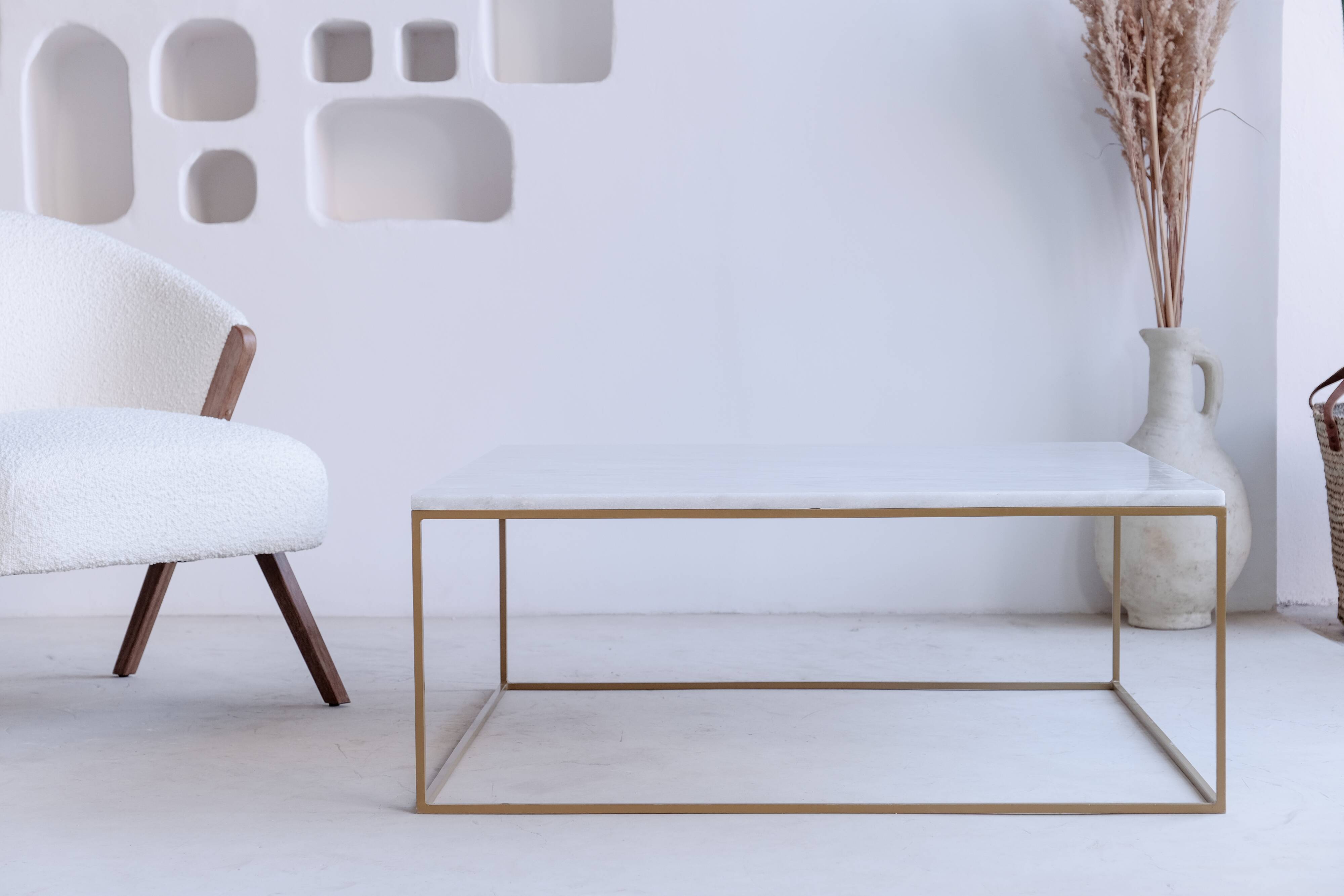Square coffee table in white marble Ibiza
