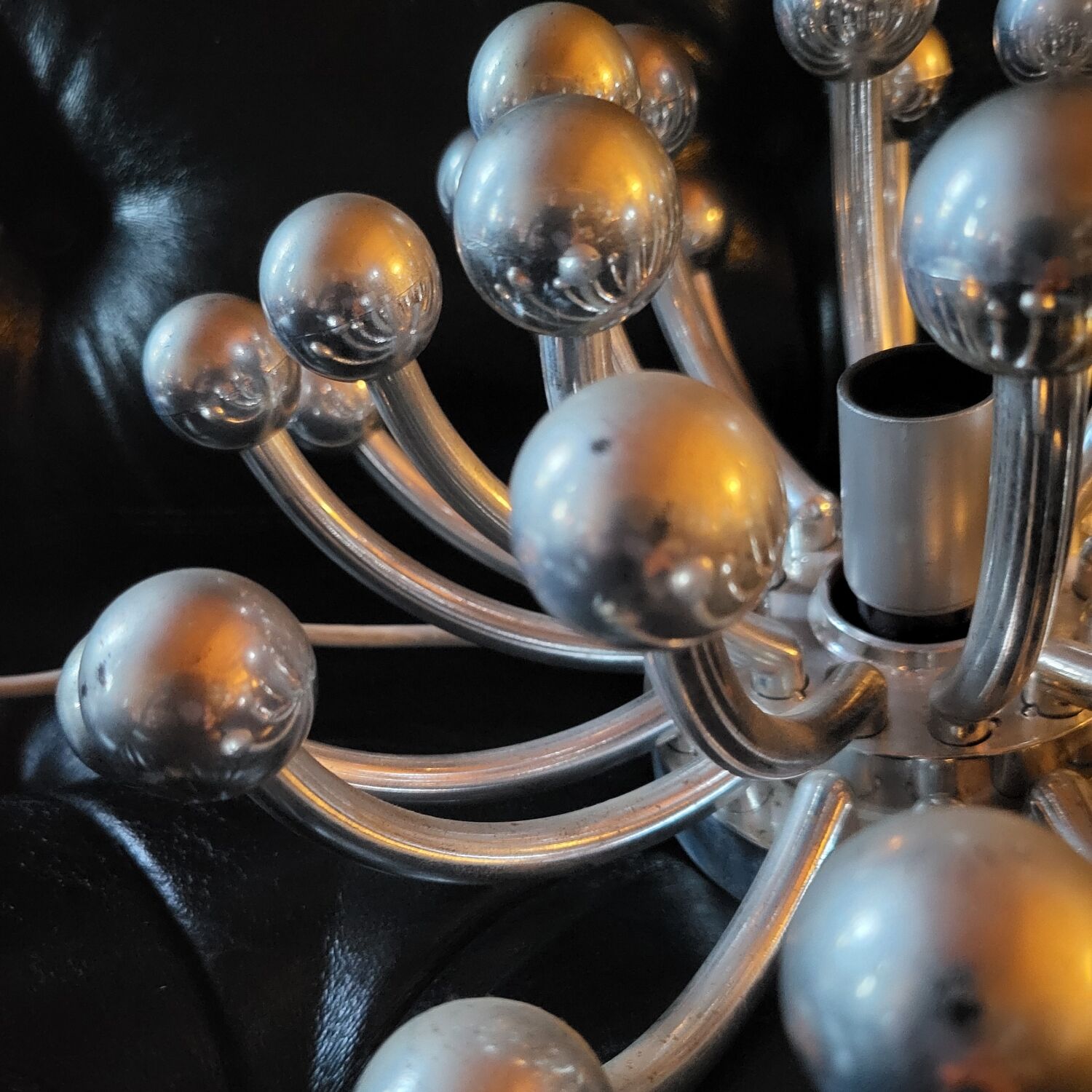 Pistillino wall lamp