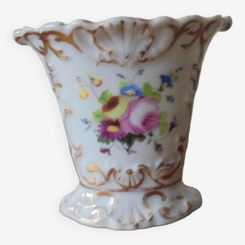 Vase de marier; porcelaine