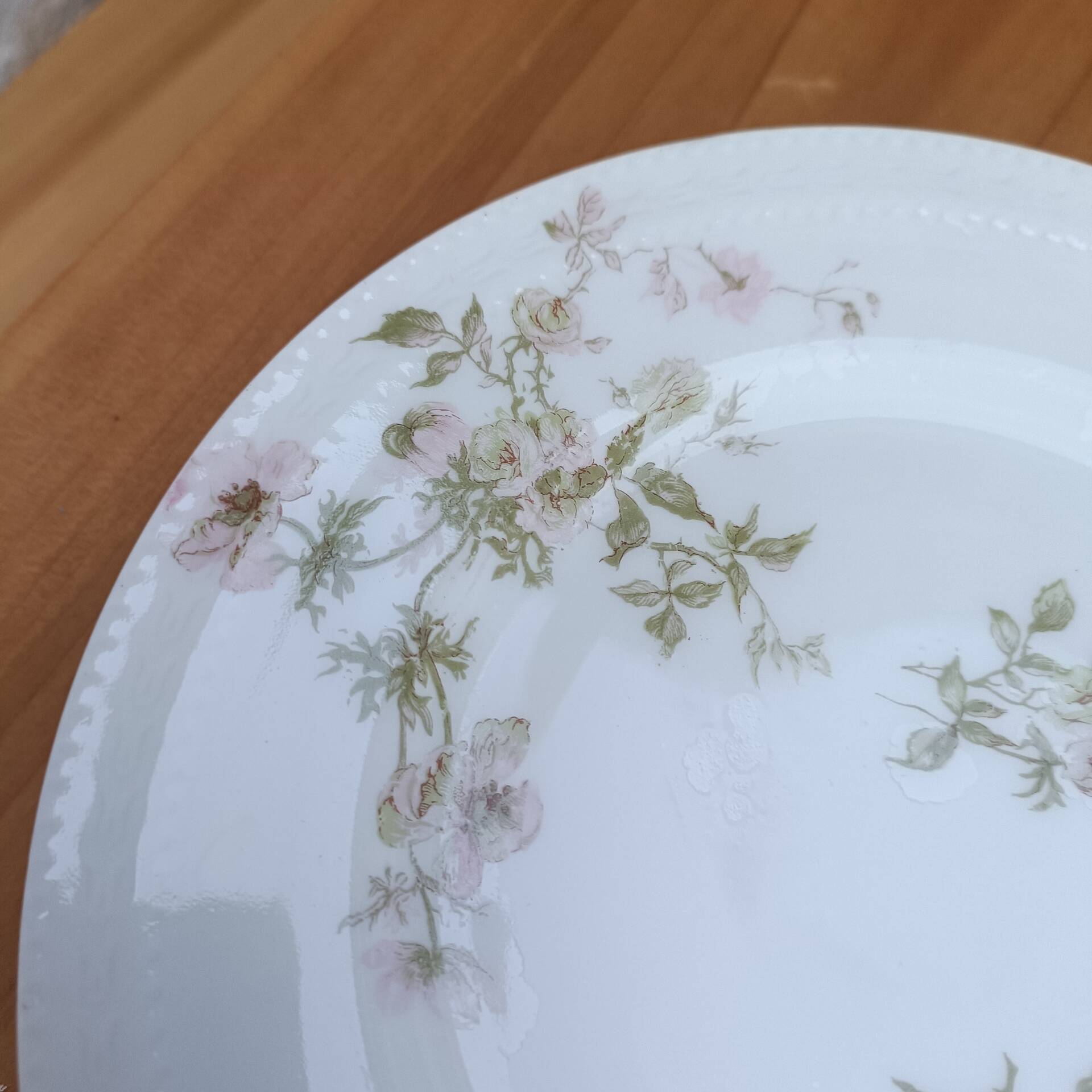 Six dessert plates Haviland