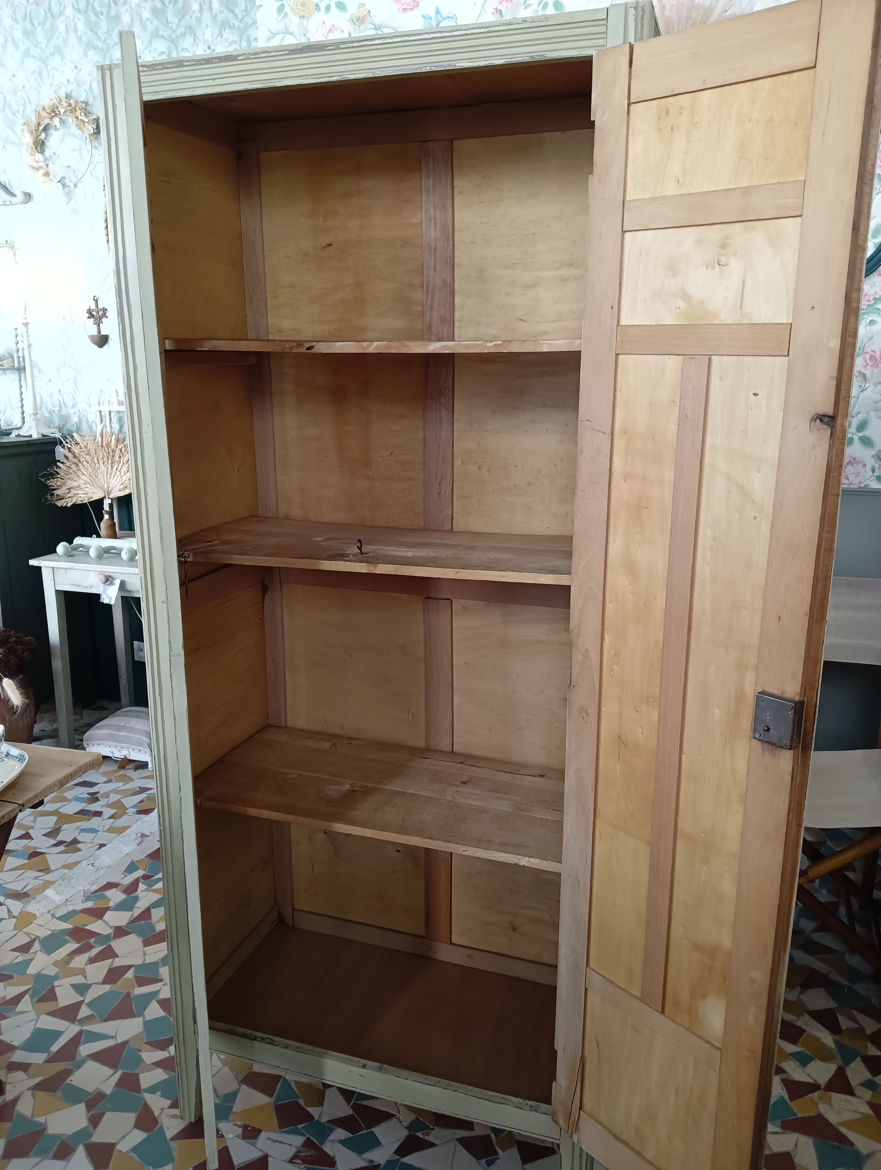 Parisian wardrobe revisited