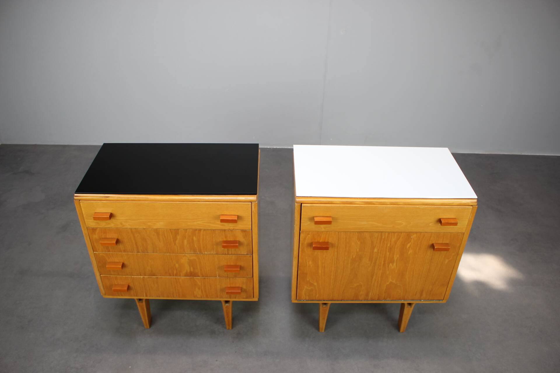 1960s František Mezulaník Mid-Century Maple Nightstands with Black and White Glass