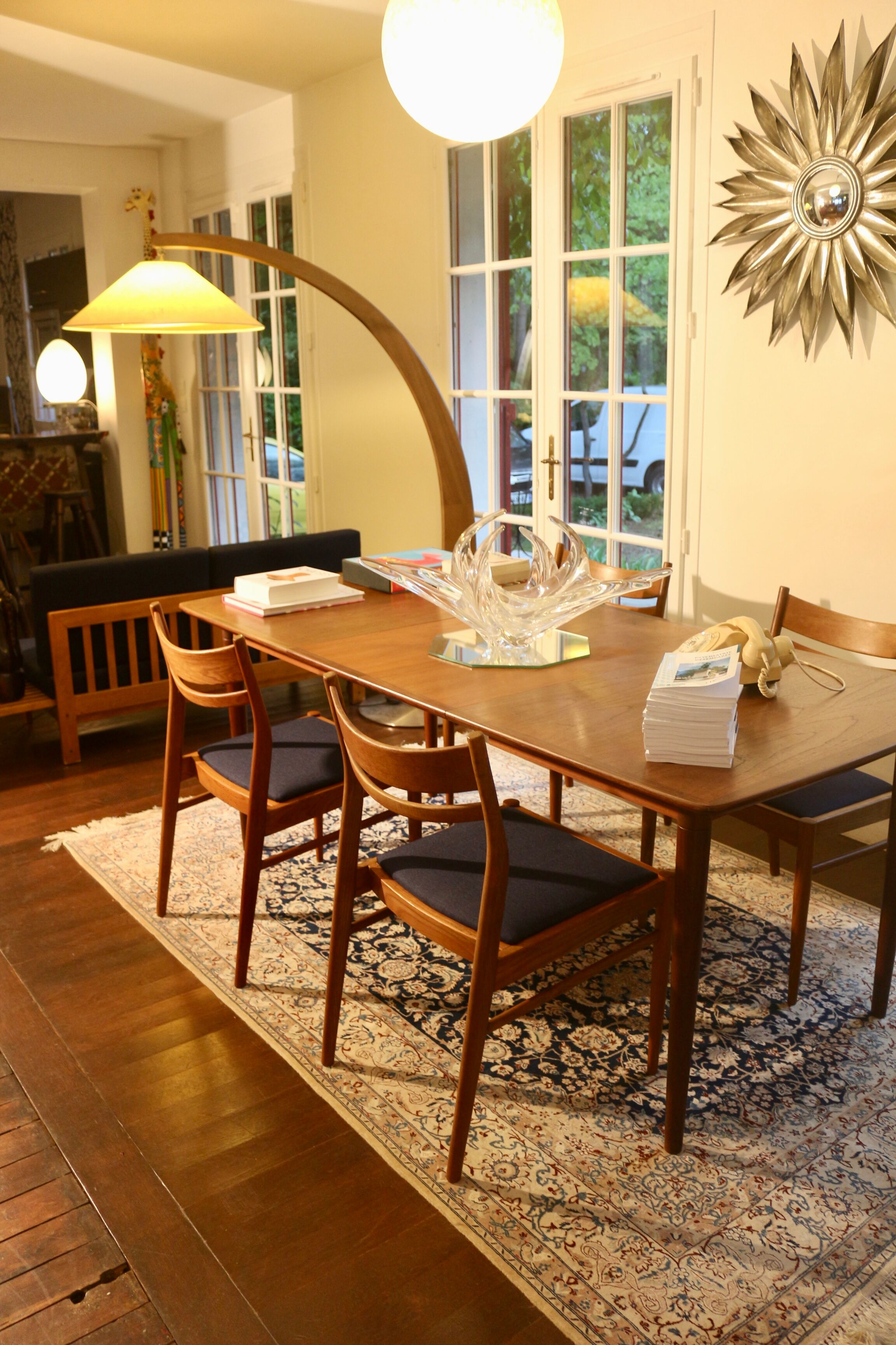 Lot de 4 chaises vintage scandinaves en chêne année 60  Ref. Marcel.