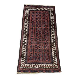 Tapis oriental fait main