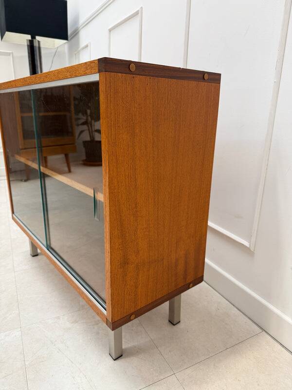 Buffet vitré années 70