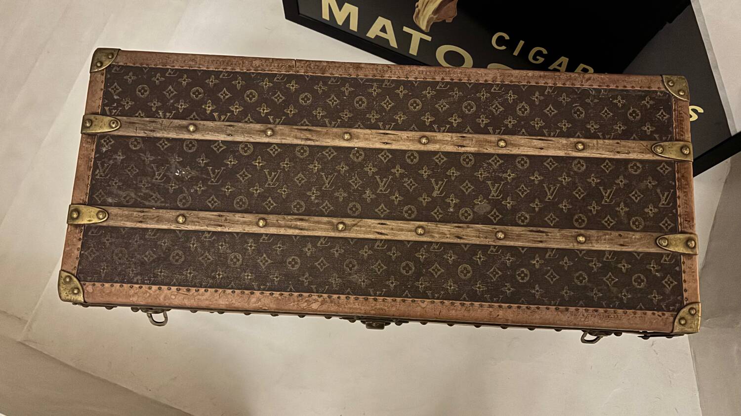 Old Louis Vuitton trunk – Family trunk – Monogram canvas