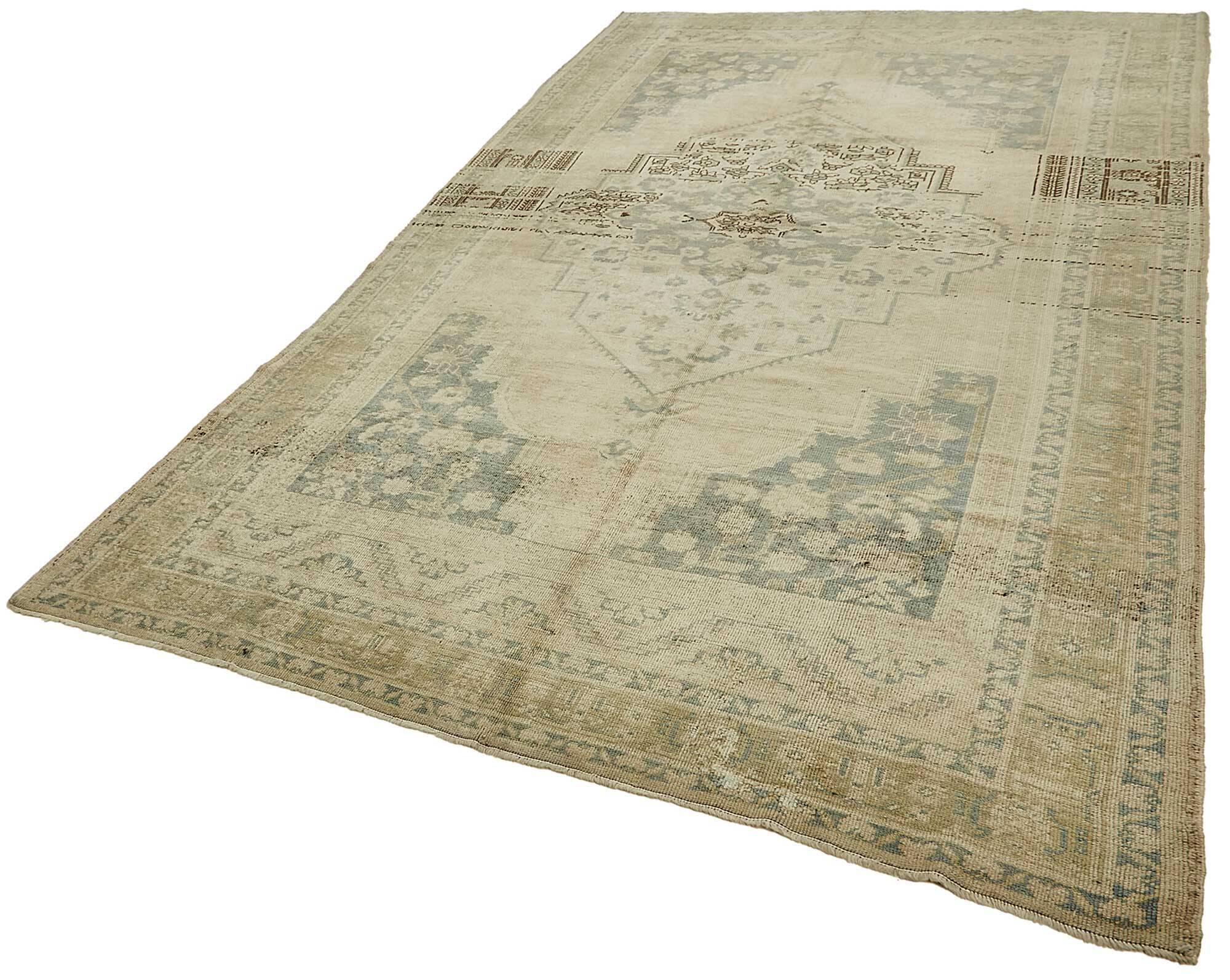 Turkish Vintage Anatolian Rug 188 cm x 335 cm