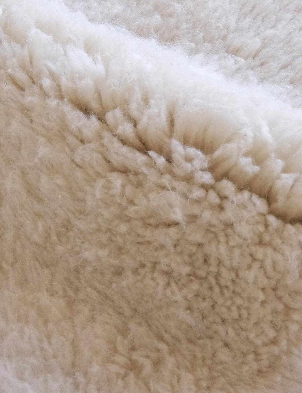 Traditional handmade Beni Ouarin rug size 150 x 250 cm