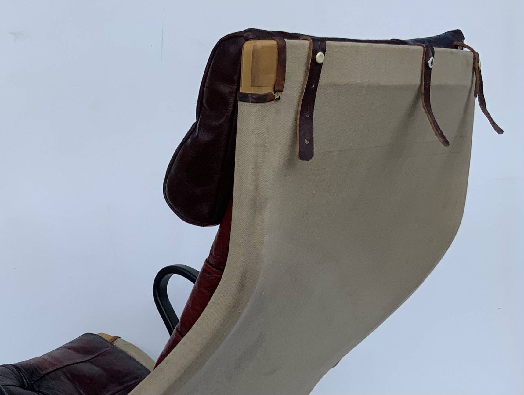 Vintage Pernilla 69 Armchair by Bruno Mathsson for Dux In Oxblood Leather