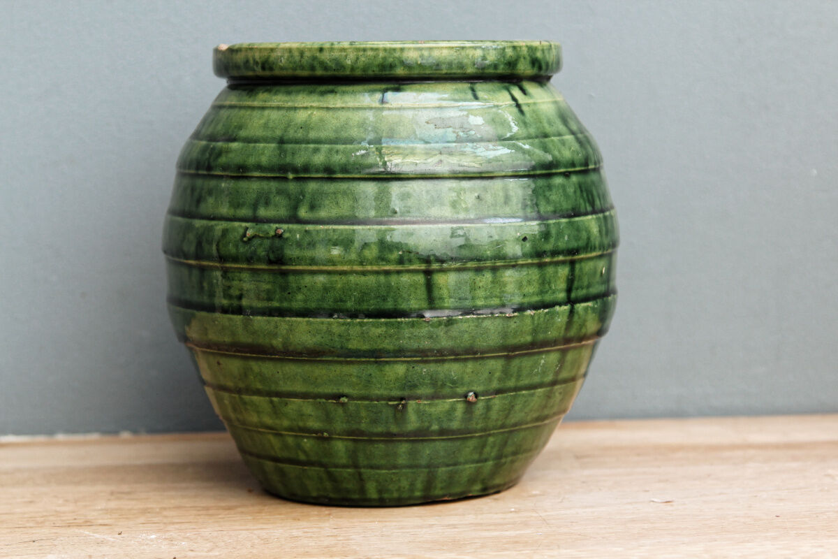 Vase glazed terracotta ball