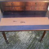 Small stepped nureau