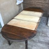 Table with  6 feet