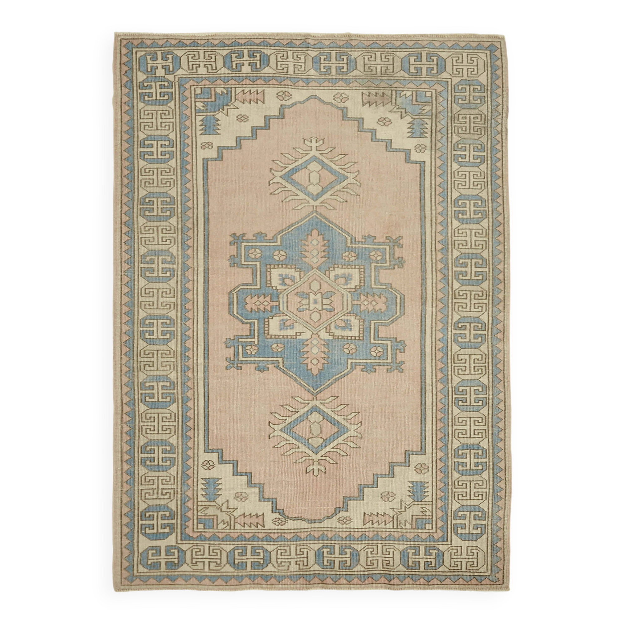 Turkish Vintage Anatolian Rug 162 cm x 226 cm