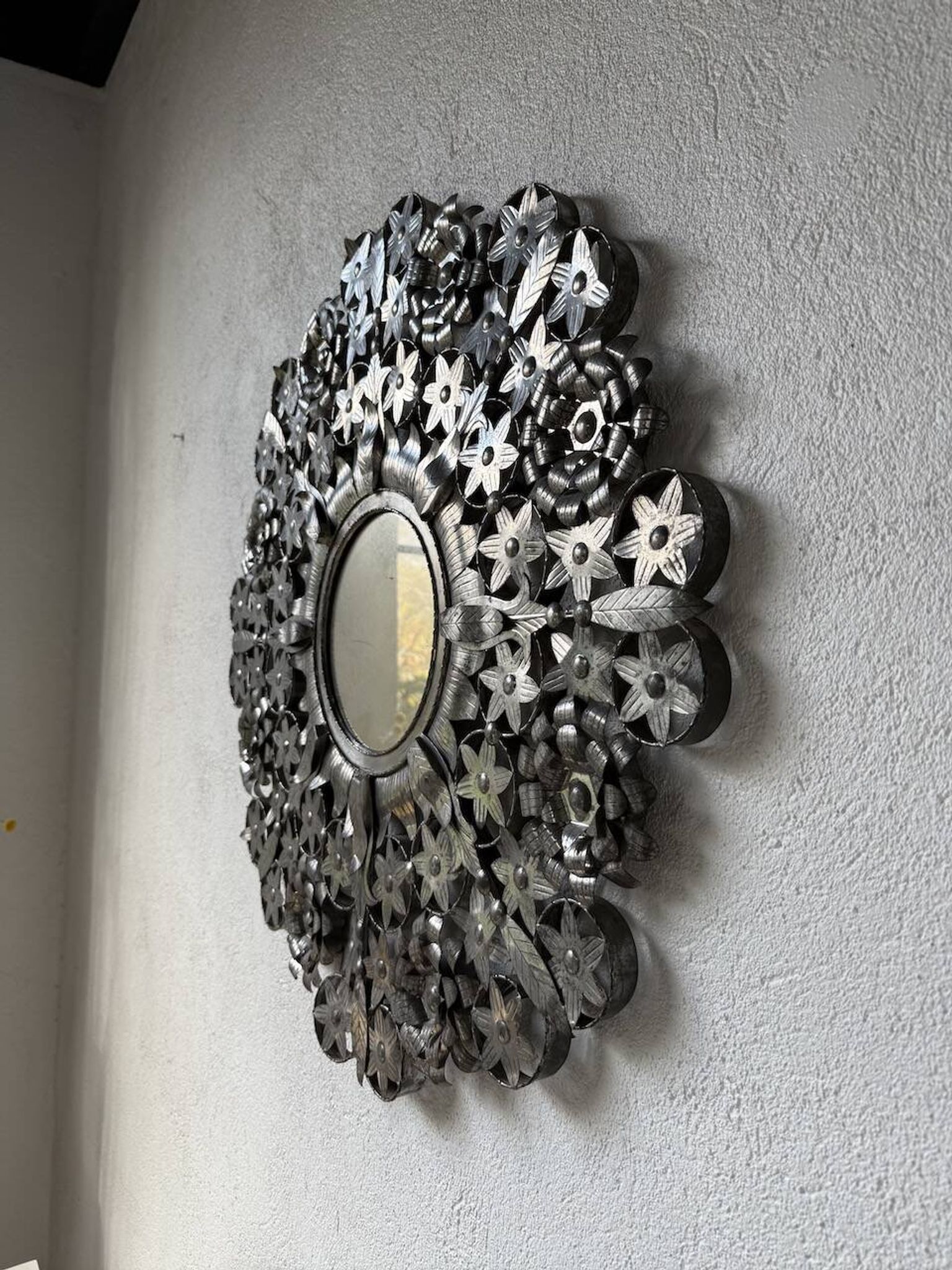 Miroir mexicain vintage en métal