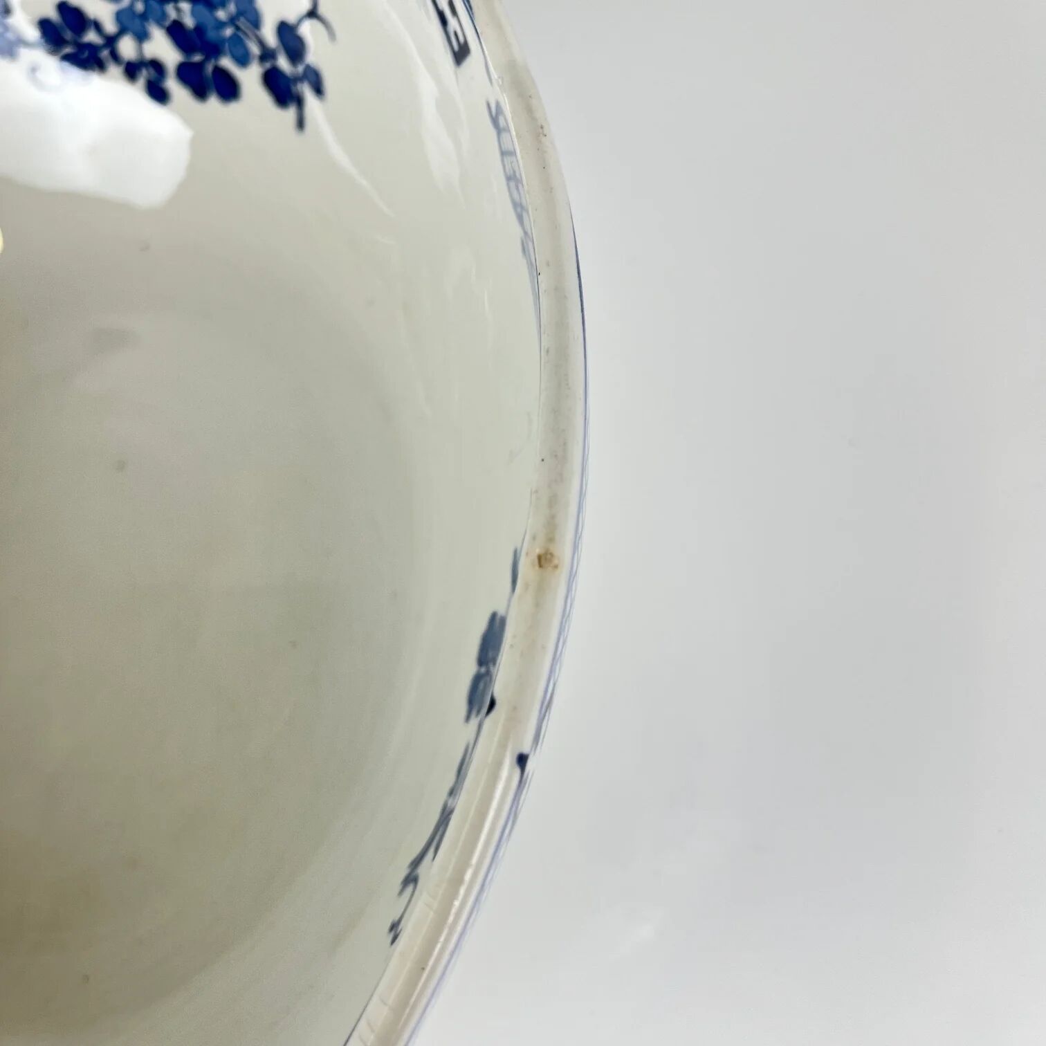 Saladier Terre de Fer KG Lunéville, modele "Jane", bleu, 1890-1915