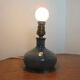 Pied de lampe en grès, signée, années 60