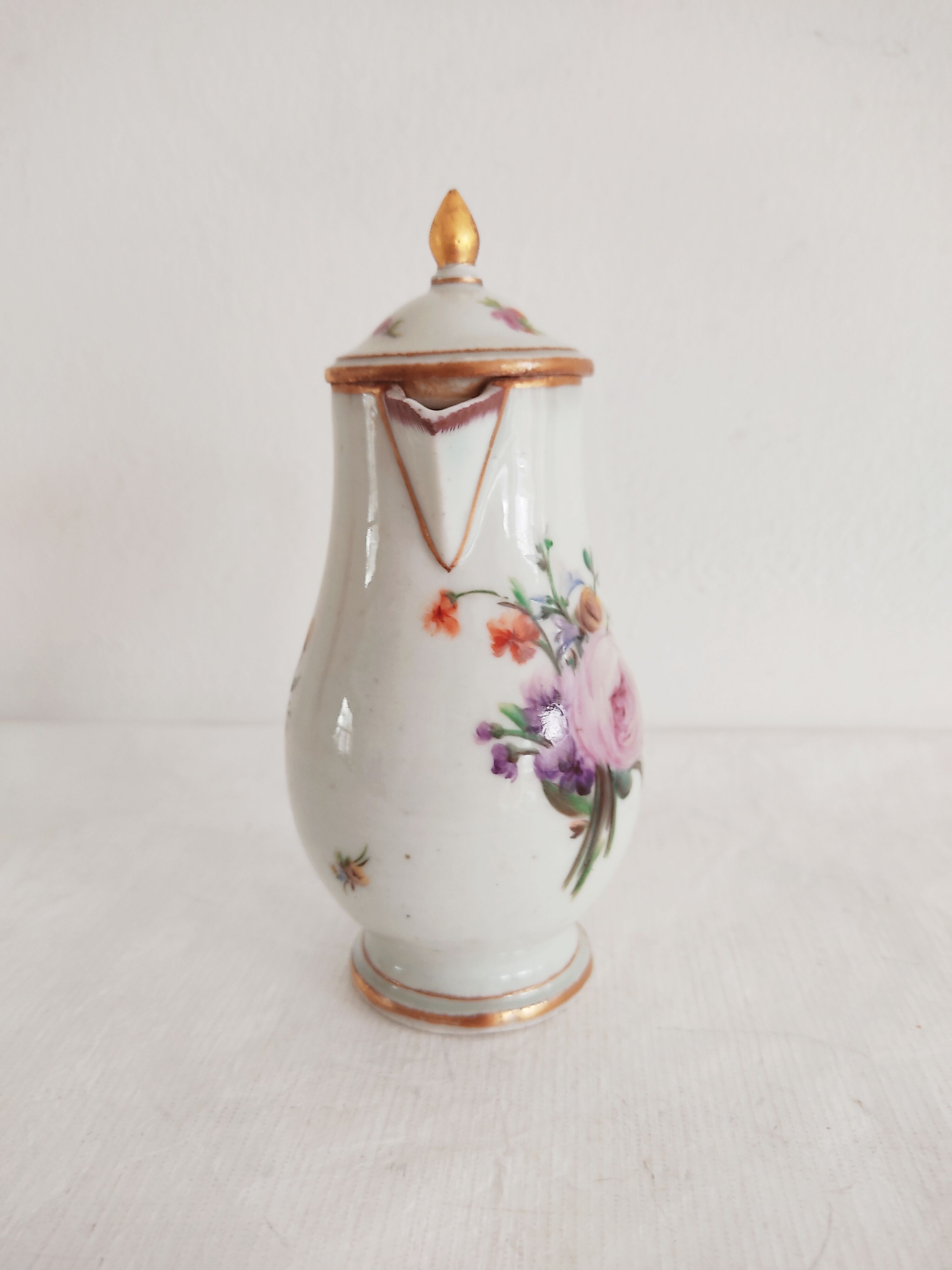 Small flower porcelain teapot, late 19th