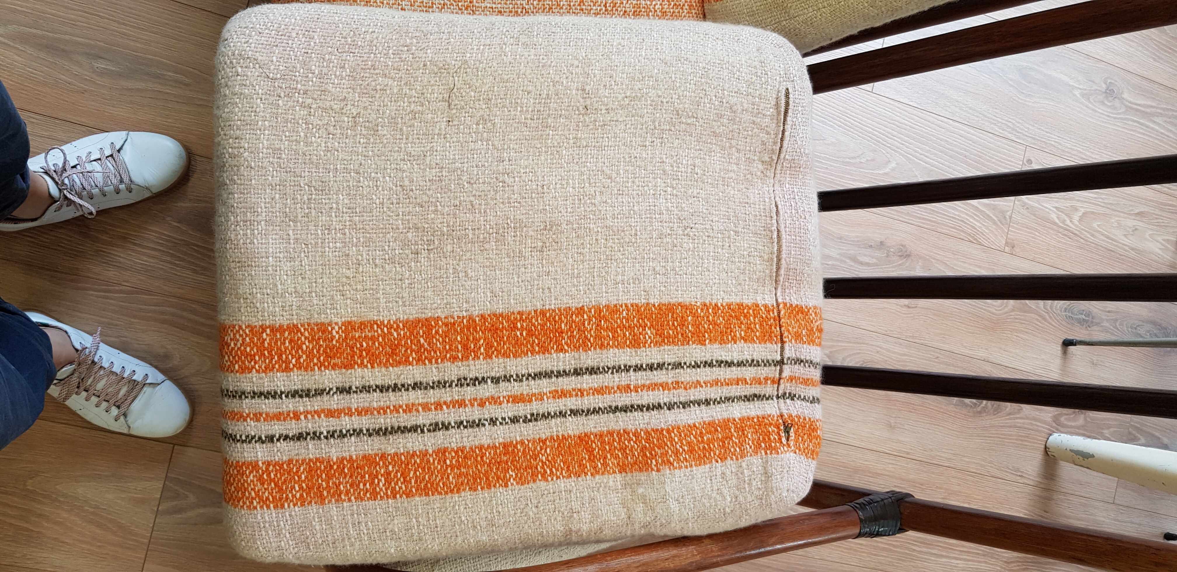 Devisable rattan bench