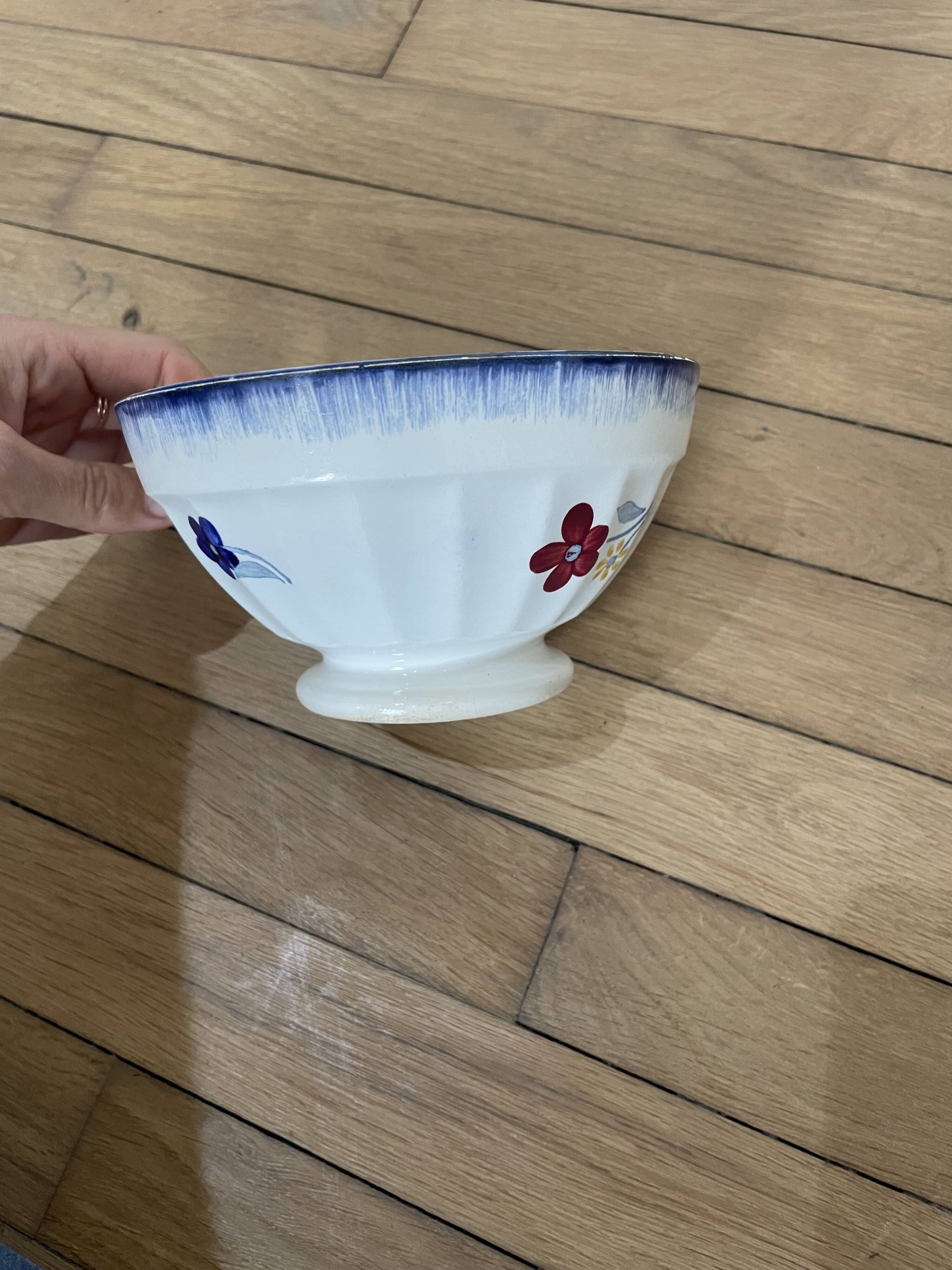 Digoin bowl, Mary Lou model 251003