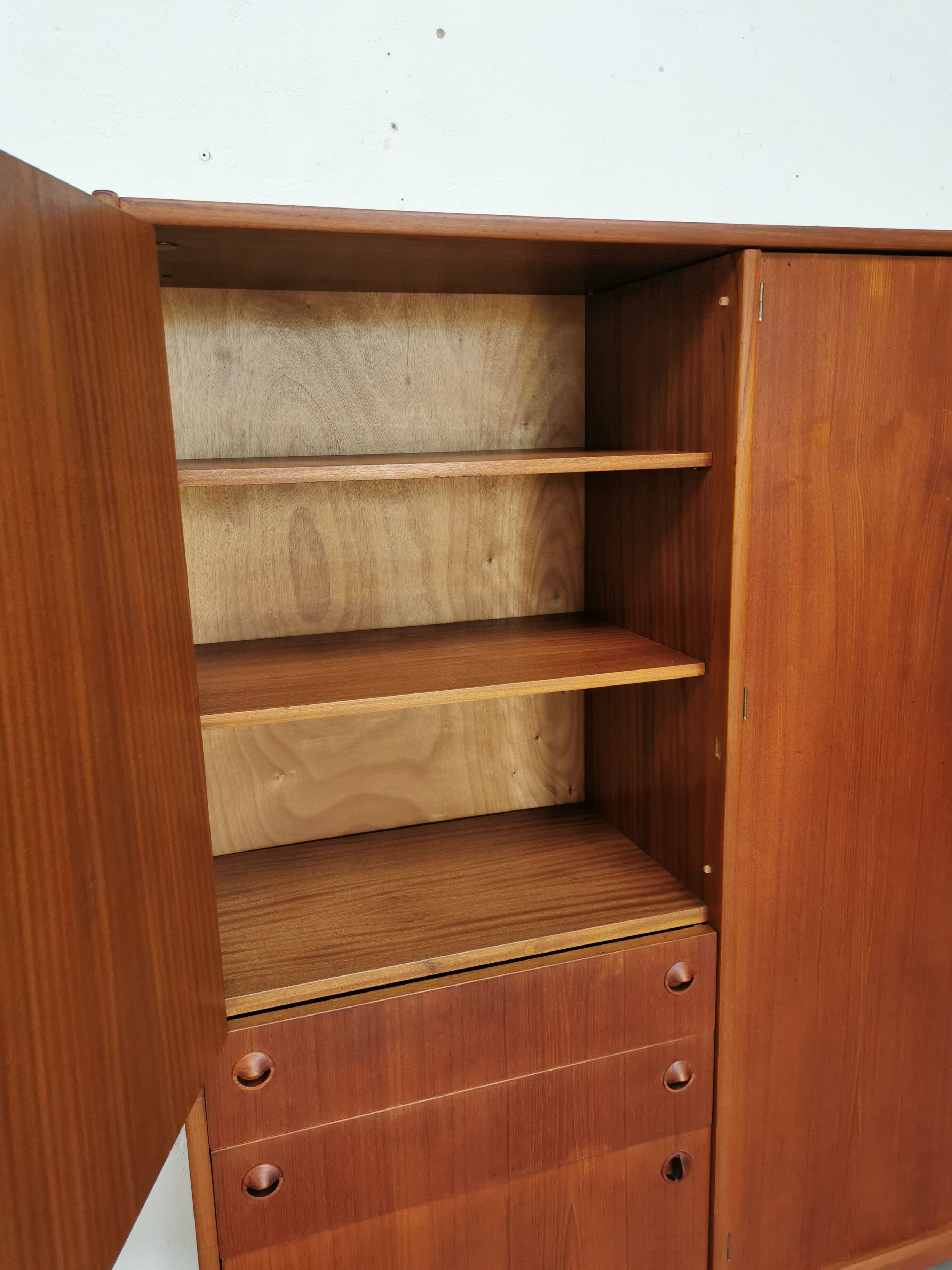 Teak cabinet design Tricoire & Vecchione