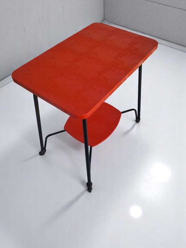 Table d’appoint, desserte vintage