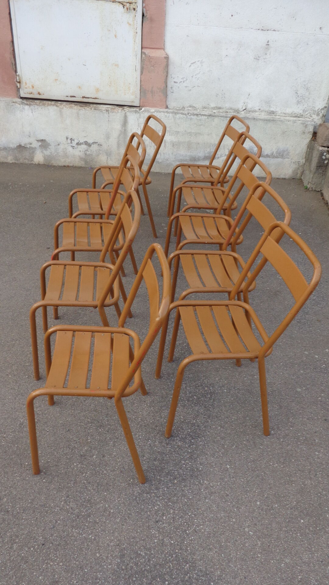 Set de 10 chaises de bistrot métal Tolix T1