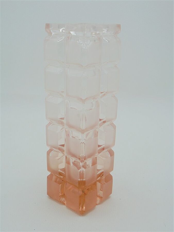Vase rose art déco
