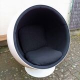 Original Ball Chair by Eero Aarnio