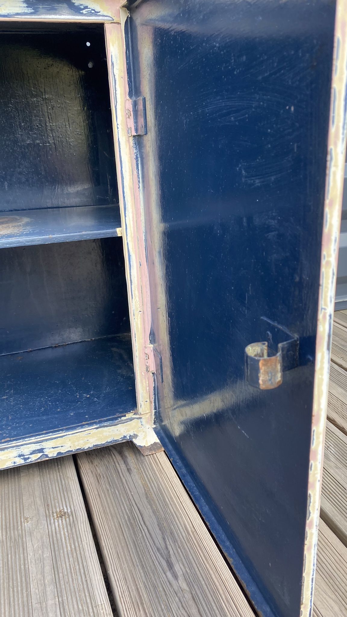 Metal workshop furniture