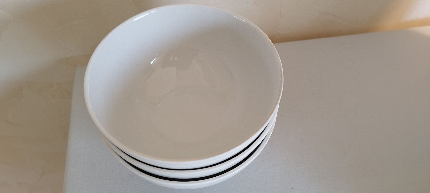 Set of 3 purple bowls