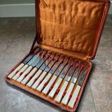 VINTAGE BOX OF 12 KNIVES from the 1950s-60s