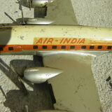 Avion en aluminium ancien