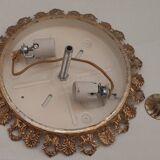 Round ceiling or wall light, in glass from the 70s, vintage.