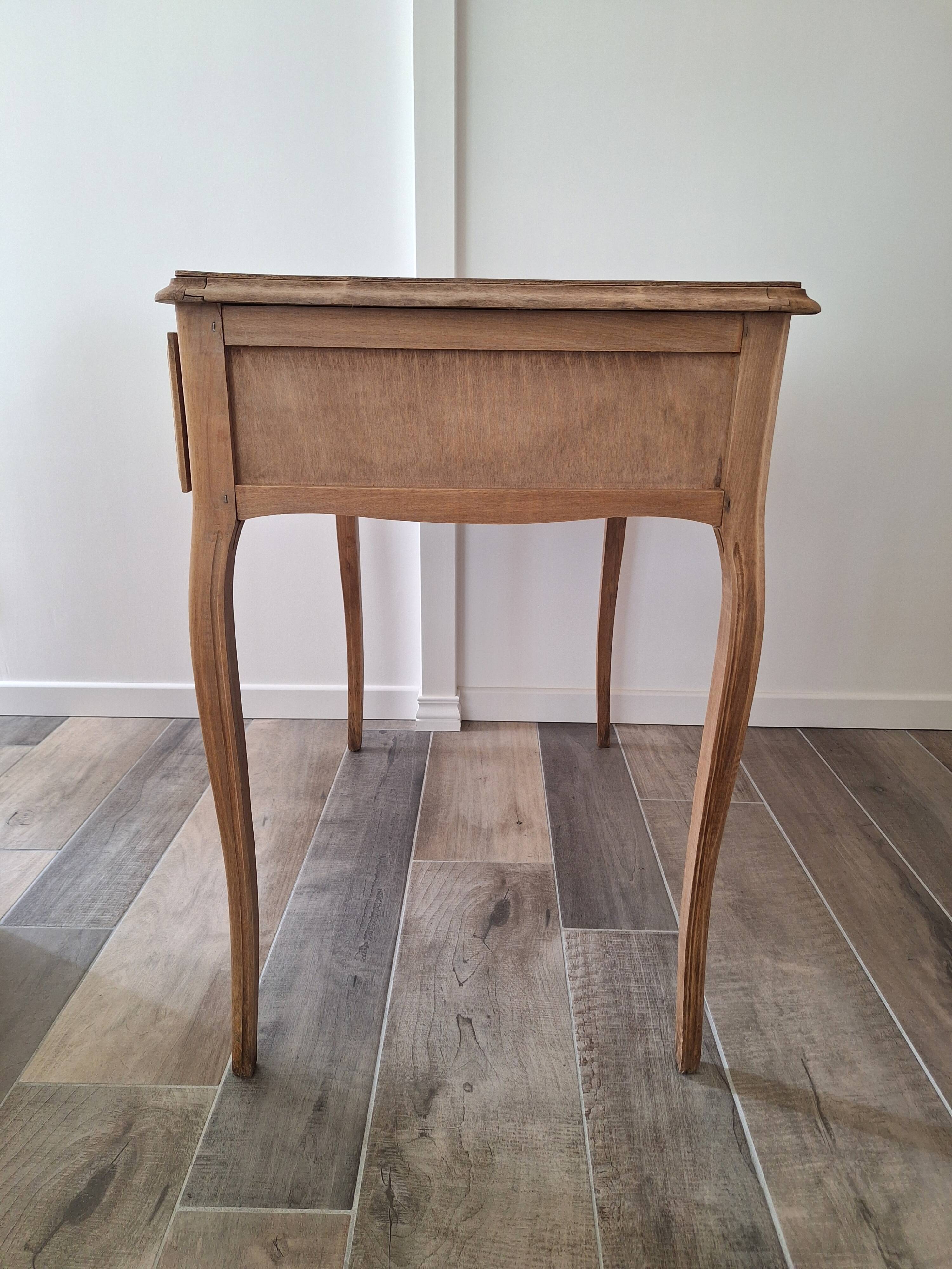 Wooden console desk