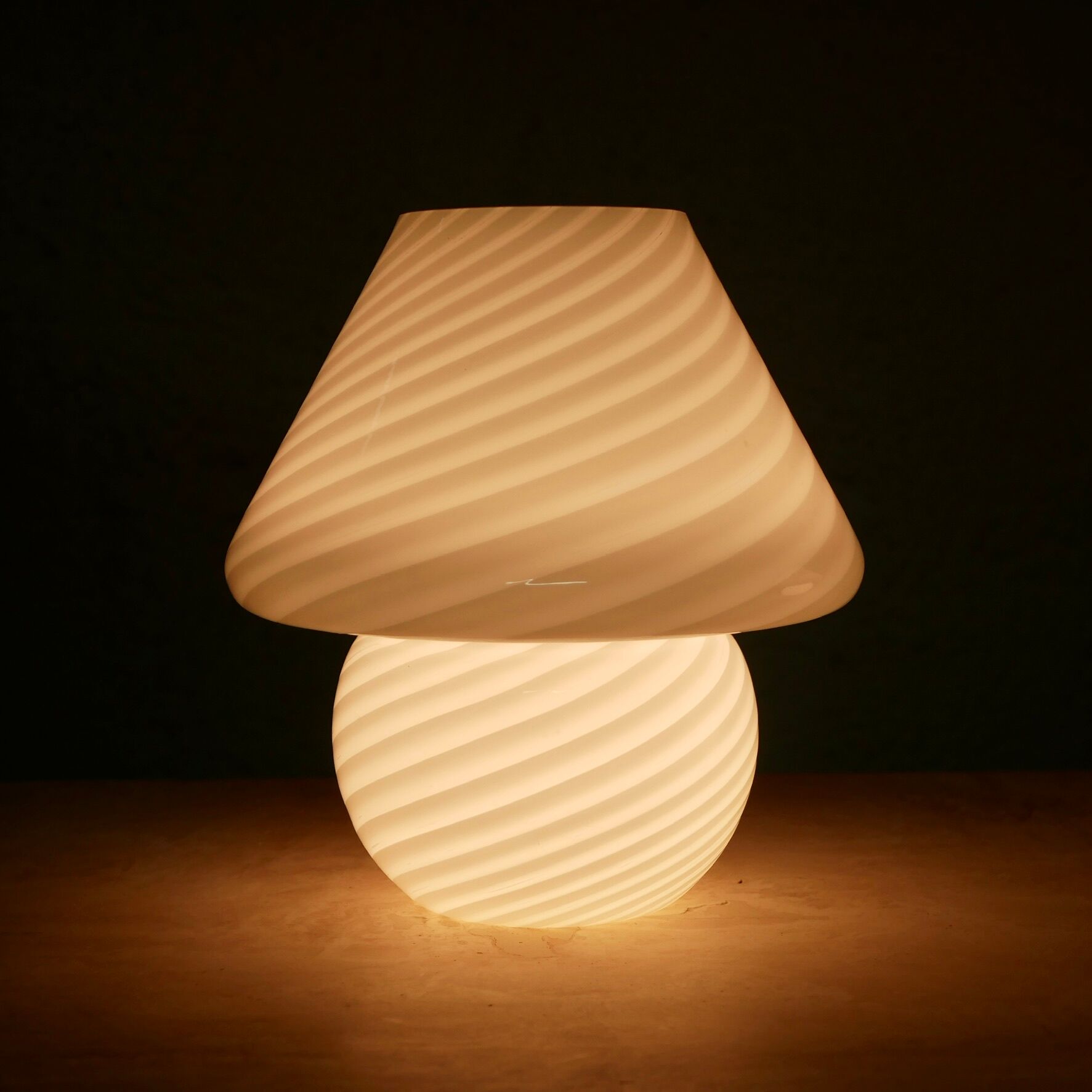 Murano glass mushroom lamp