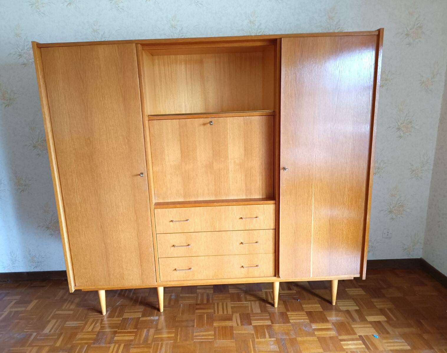 Oak veneer secretary cabinet, Scandinavian style / vintage 60s-70s