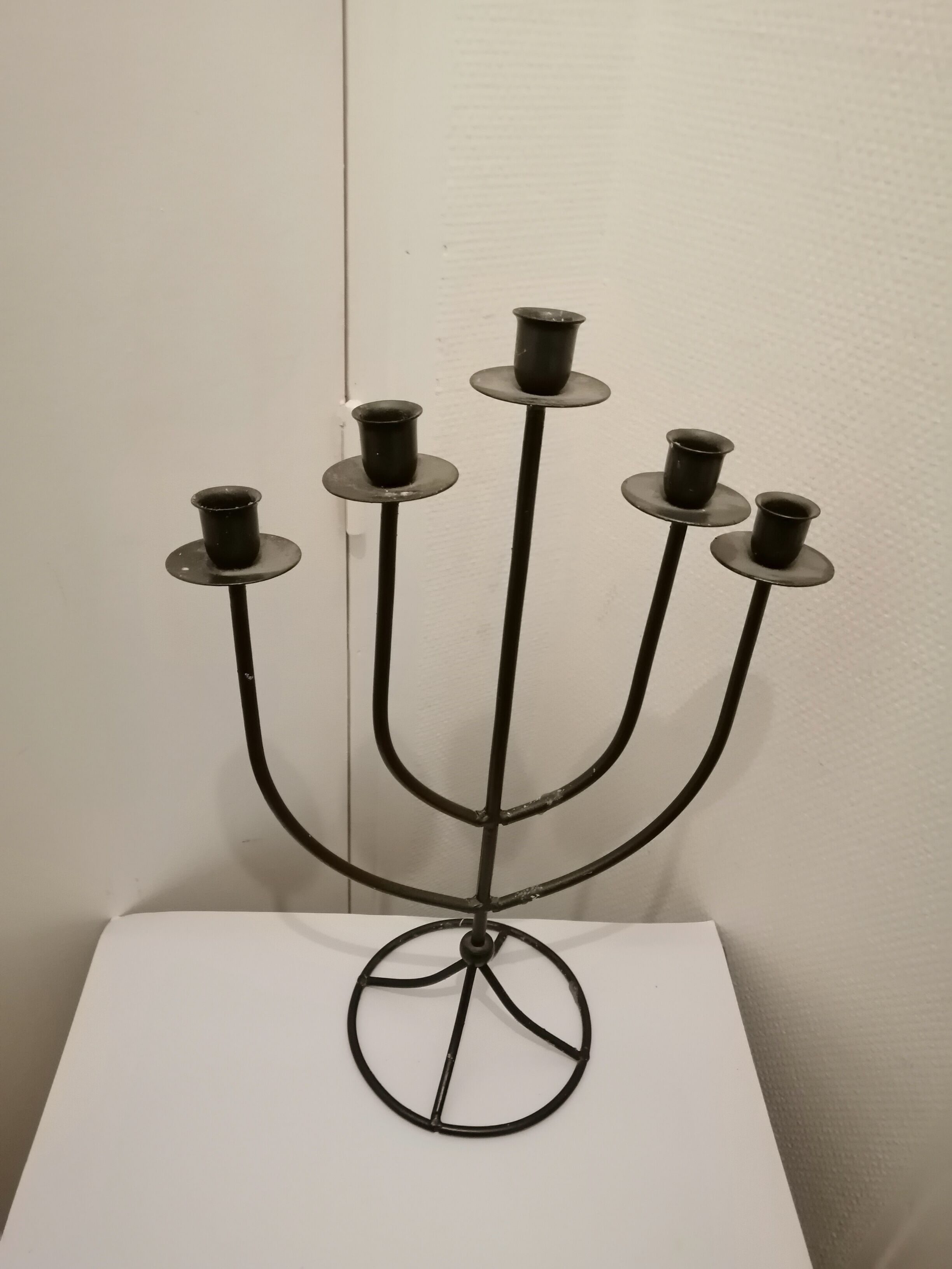 Wrought iron candle holder 5 candles