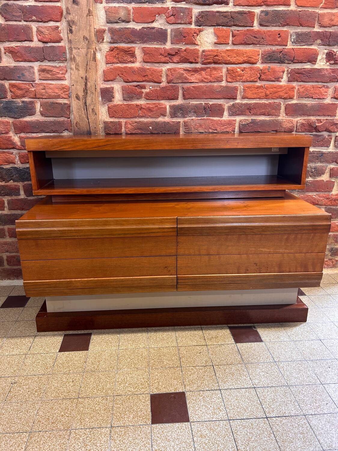 Pretty vintage Simat chest of drawers from the 70s