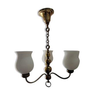 3-light chandelier in brass and opaline