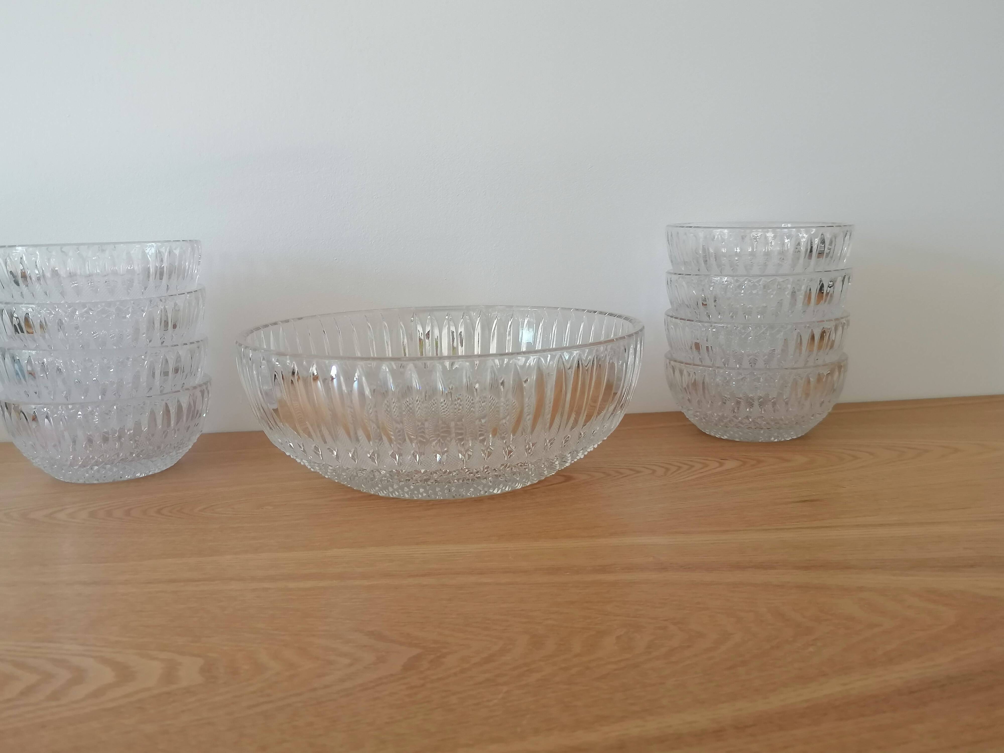 Crystal fruit service with its 8 matching bowls.