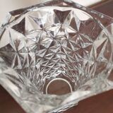 Chiseled glass vase pattern radiance
