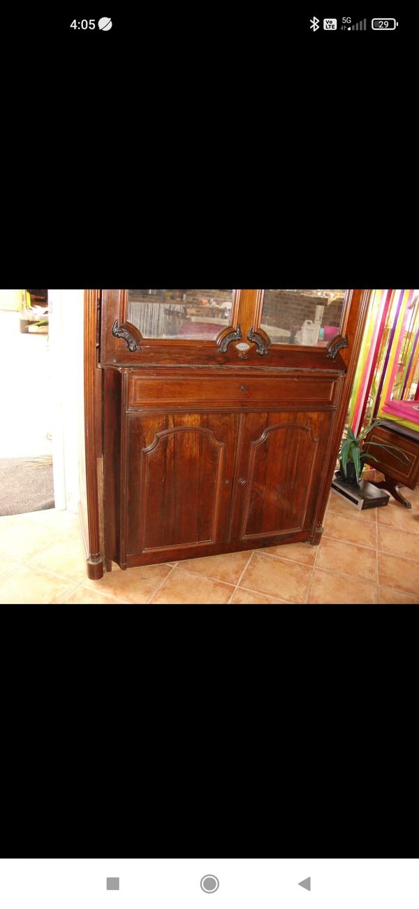 Armoire bonnetière transformable 1872 par Guiraud à Lyon