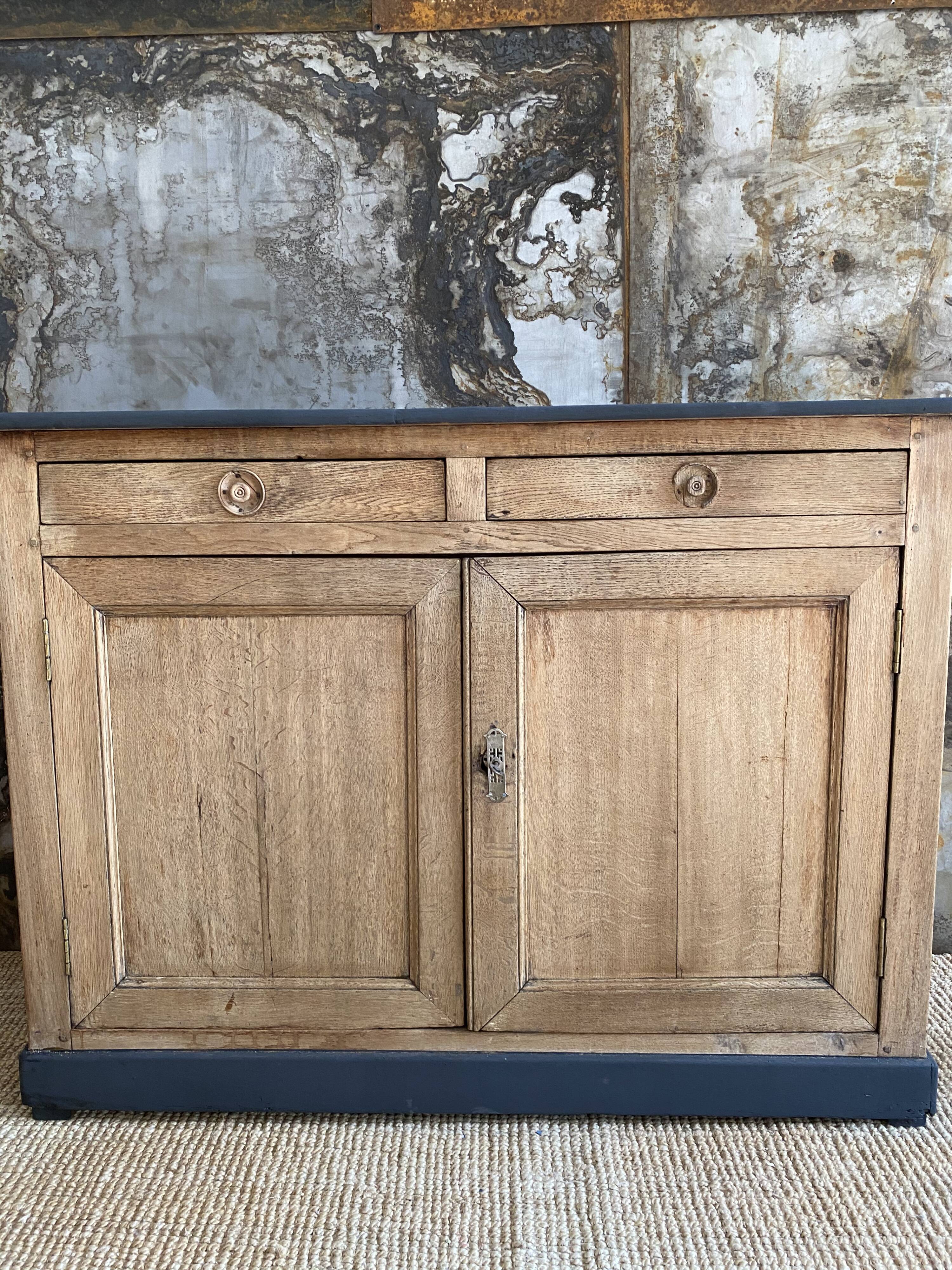 Parisian buffet wood raw