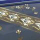 Plat Lunéville Ket G bleu foncé & or émaillé