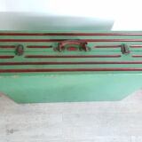 Vintage suitcase camping set