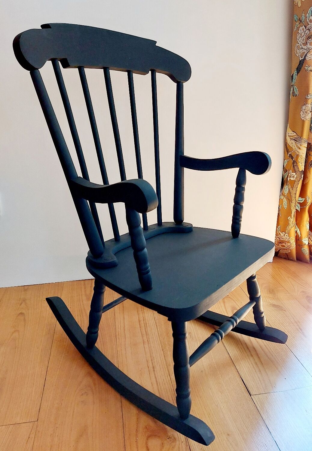 Children's rocking chair